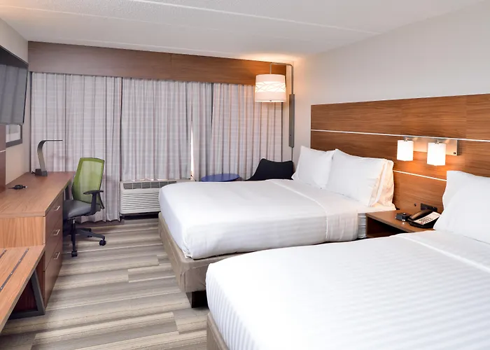 Holiday Inn Express & Suites Indianapolis Dtn-Conv Ctr Area By Ihg